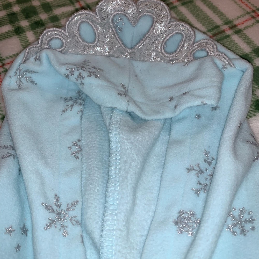 SnowFlakes Jacket ❄️❄️❄️ - Picture 6 of 6